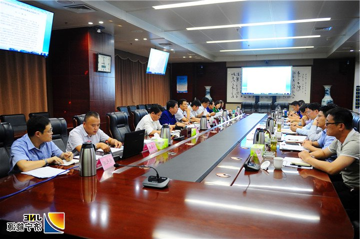 集团公司召开招投标管理办法修订座谈会（王传钧 摄）_副本.jpg