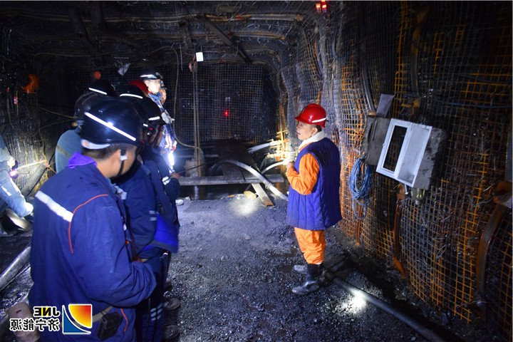 2018年11月18日，运河煤矿开展井下防治水实景培训.jpg