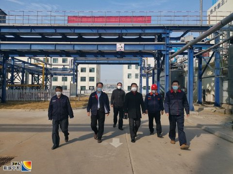 李明富到济矿民生热能检查指导疫情防控和安全生产工作