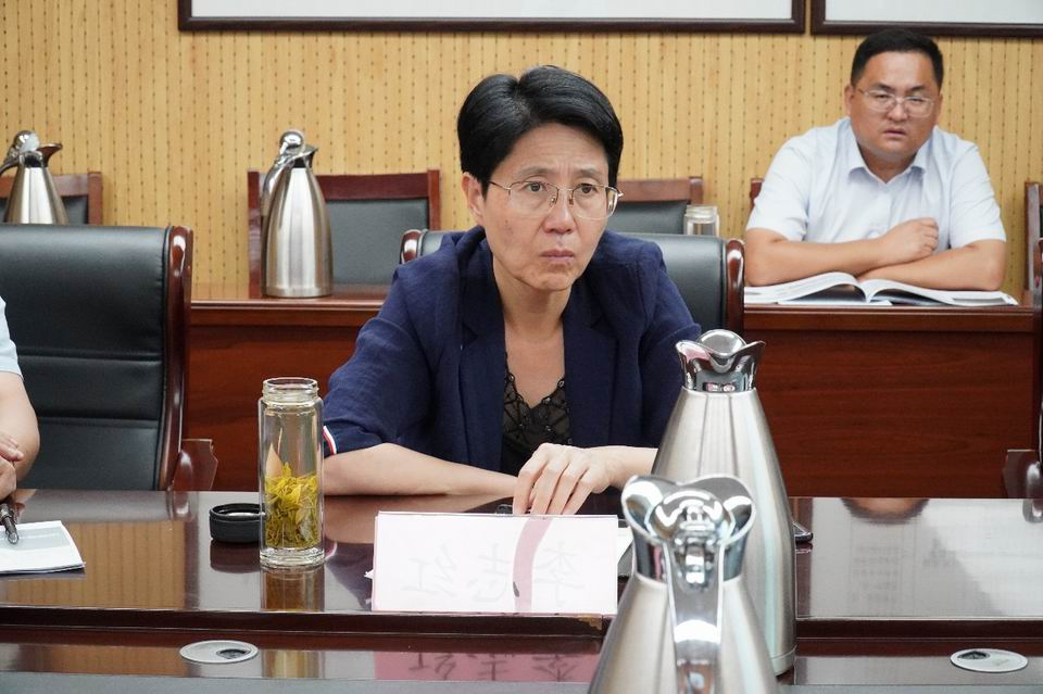 1601474096819477.jpg 张广宇陪同丰家雷到汶上县委县政府进行座谈交流2.jpg