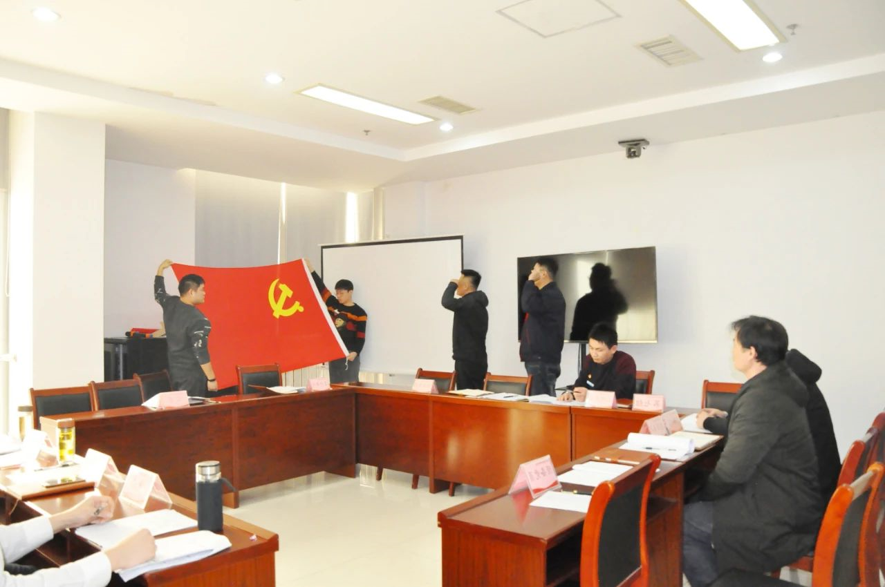 花园煤矿：现场模拟发展党员程序 提升党务工作水平.jpg