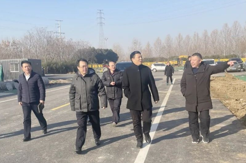 1609569044432243.jpg 张广宇到信发液压项目建设现场检查指导工作1.jpg