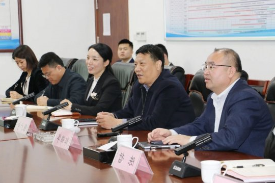 张广宇陪同中国银行山东省分行副行长王魏到梁山港考察调研