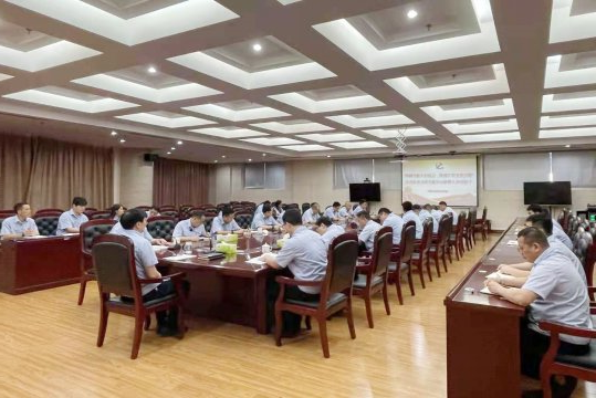 安居煤矿召开干部作风大整顿活动动员暨形势任务报告会