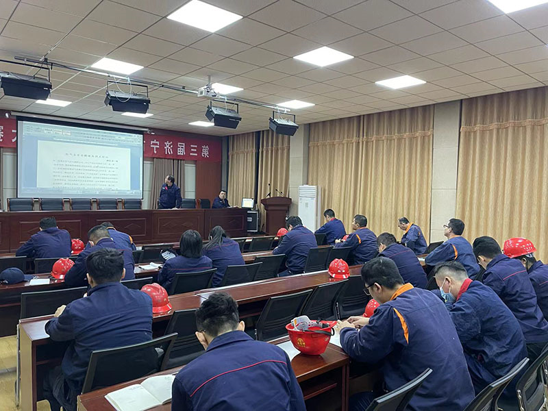 2020-11-24 “大学习、大培训、大考试”专项行动筑牢安全防线海纳科技组织安全生产专项活动.jpg