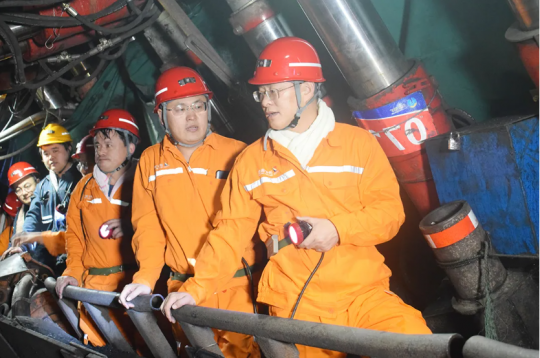 王崇景到运河煤矿调研指导工作