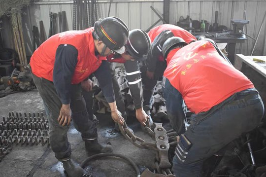 金桥煤矿：废旧再利用  “淘宝”在行动