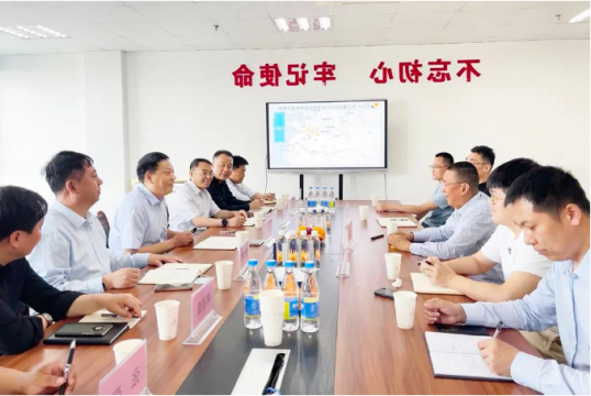 济宁能源与美恒汽博城对接产业合作