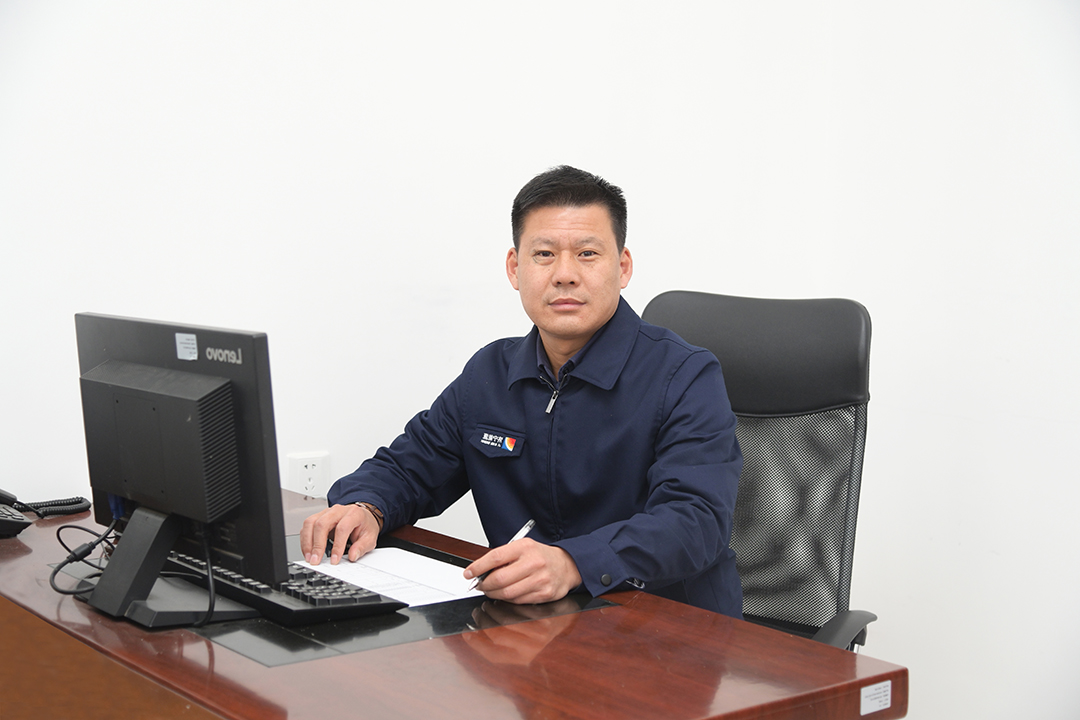 1661858724756534.jpg 王吉雨工作照.jpg