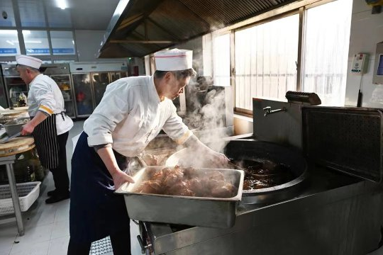 年货带回家，品味舌尖上的跃进“年味”