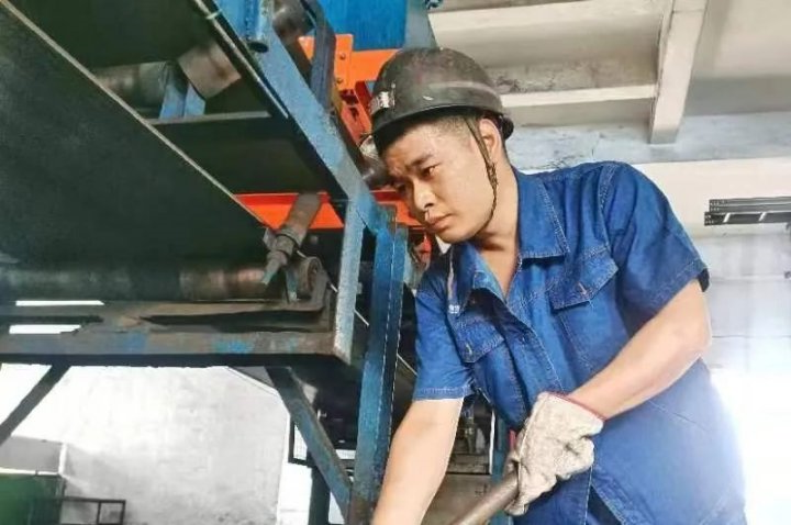 济宁能源各企业积极开展“青安岗话安全”活动