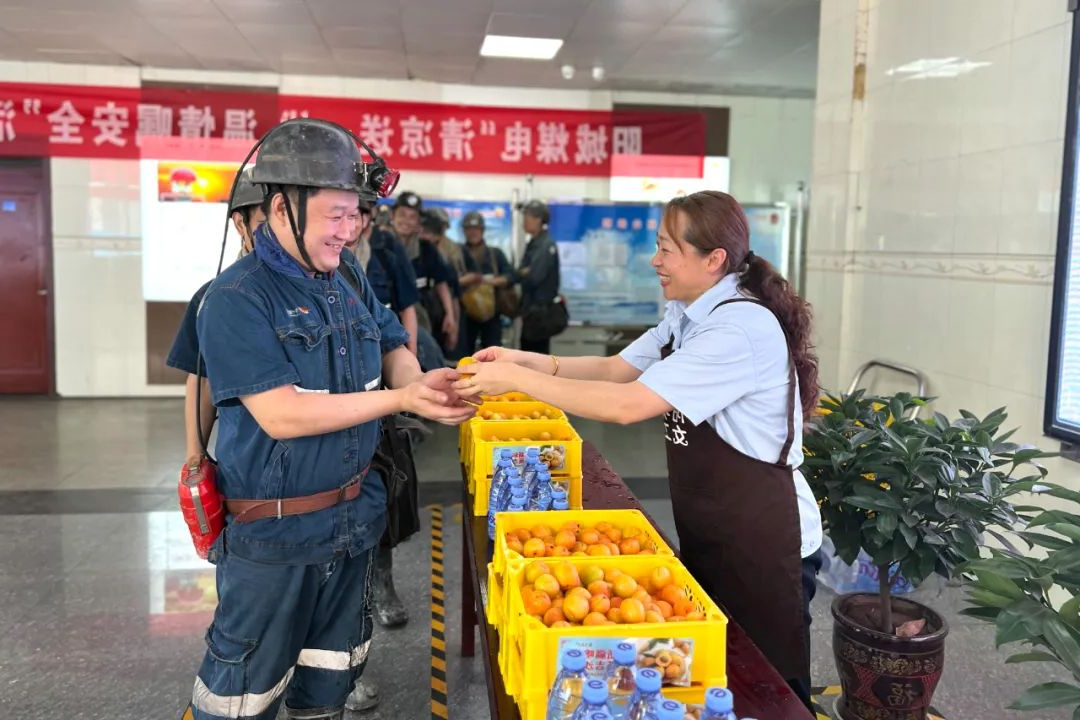 1690684292855989.jpg 640 (1).jpg