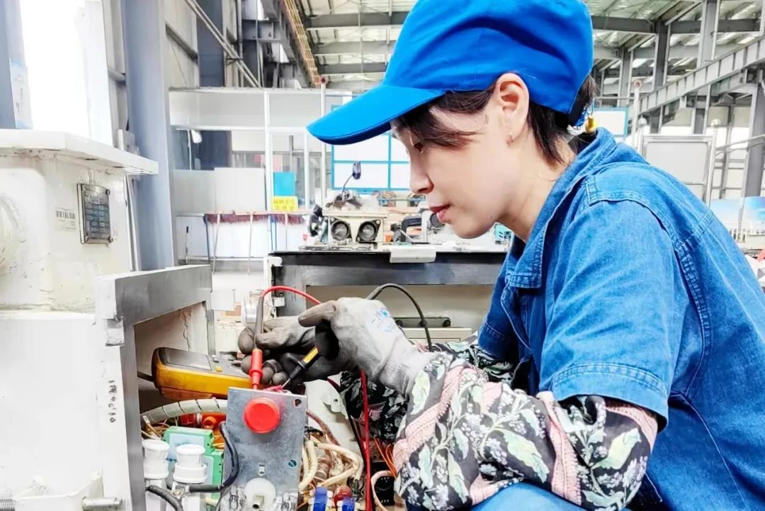 1690795205927335.jpg 640 (4).jpg