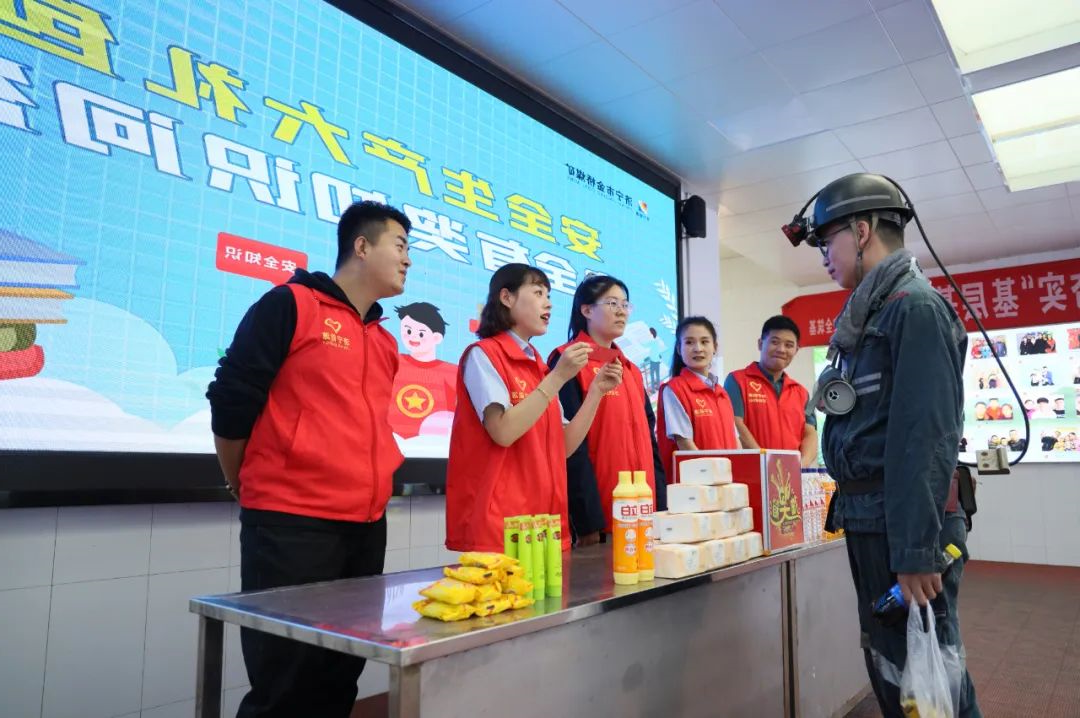 1698977599555884.jpg 640 (4).jpg