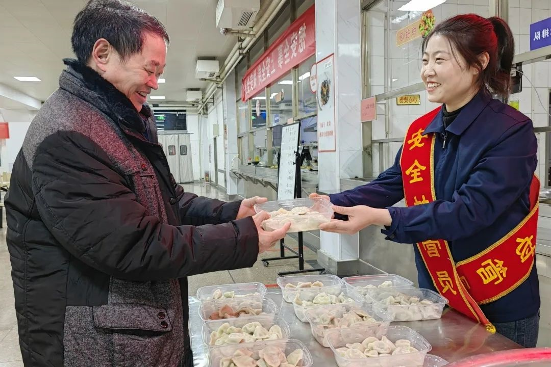 1705645688128178.jpg 640 (1).jpg