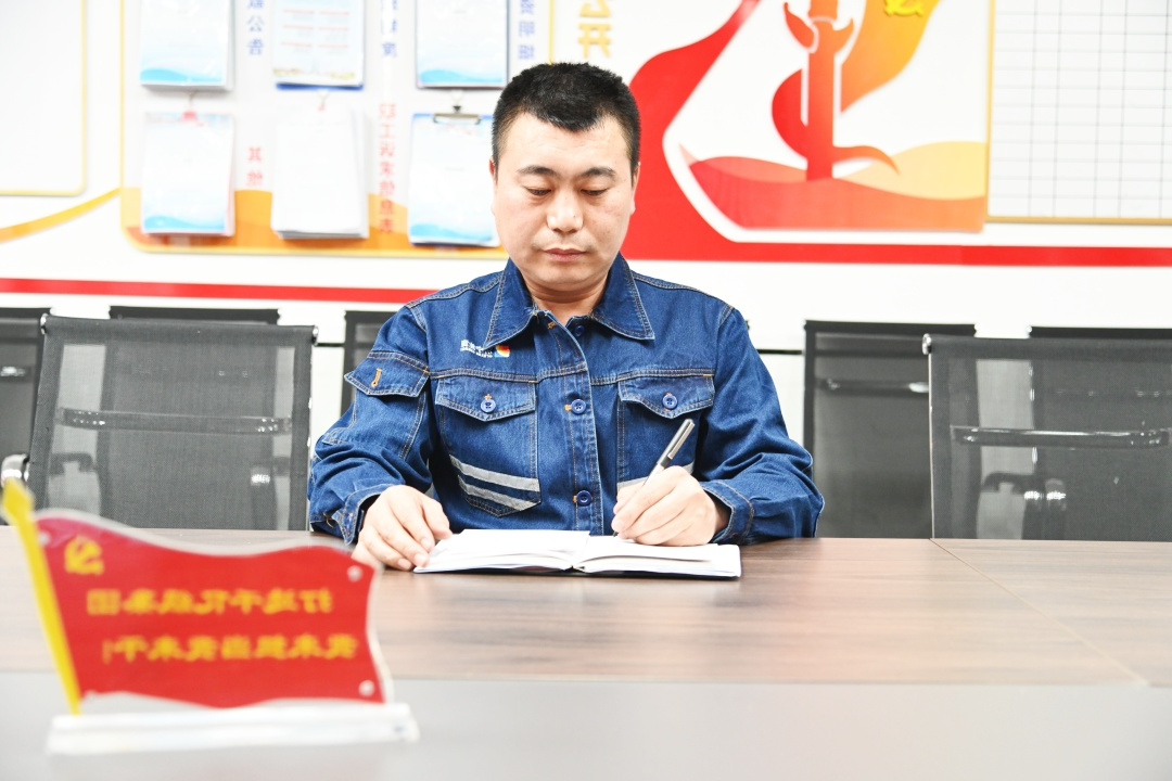 1717826048395203.jpg 雷召国 1.jpg