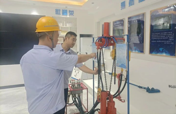 义桥煤矿党建领航激活力，融合赋能促发展