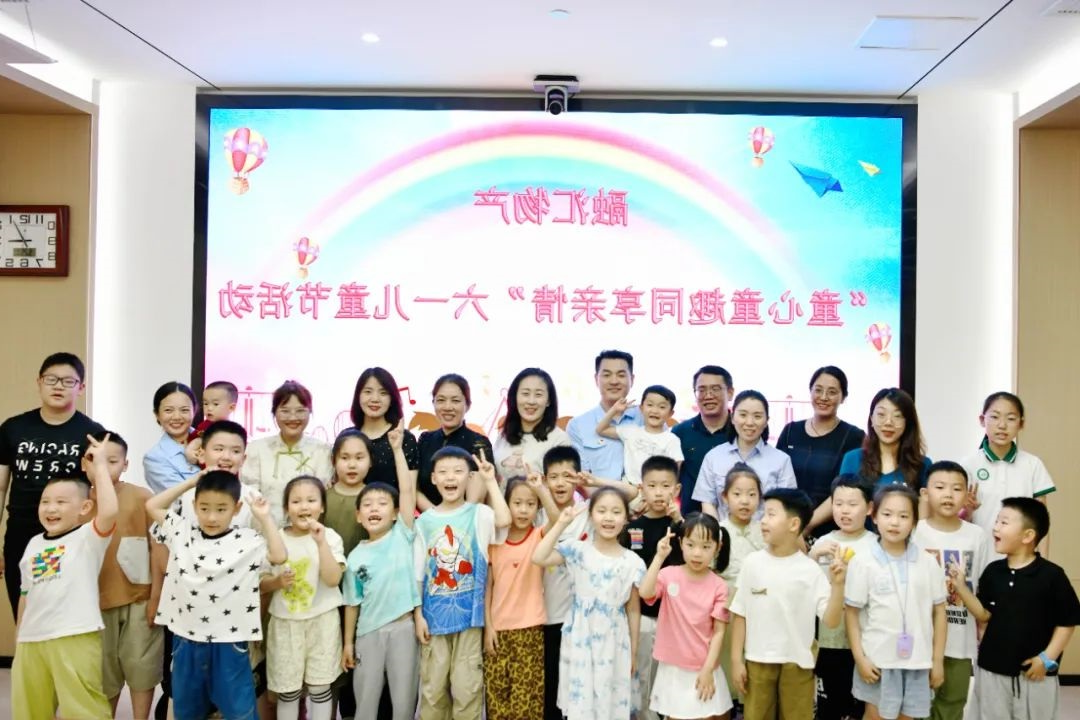 1728205601872641.jpg 00002.jpg