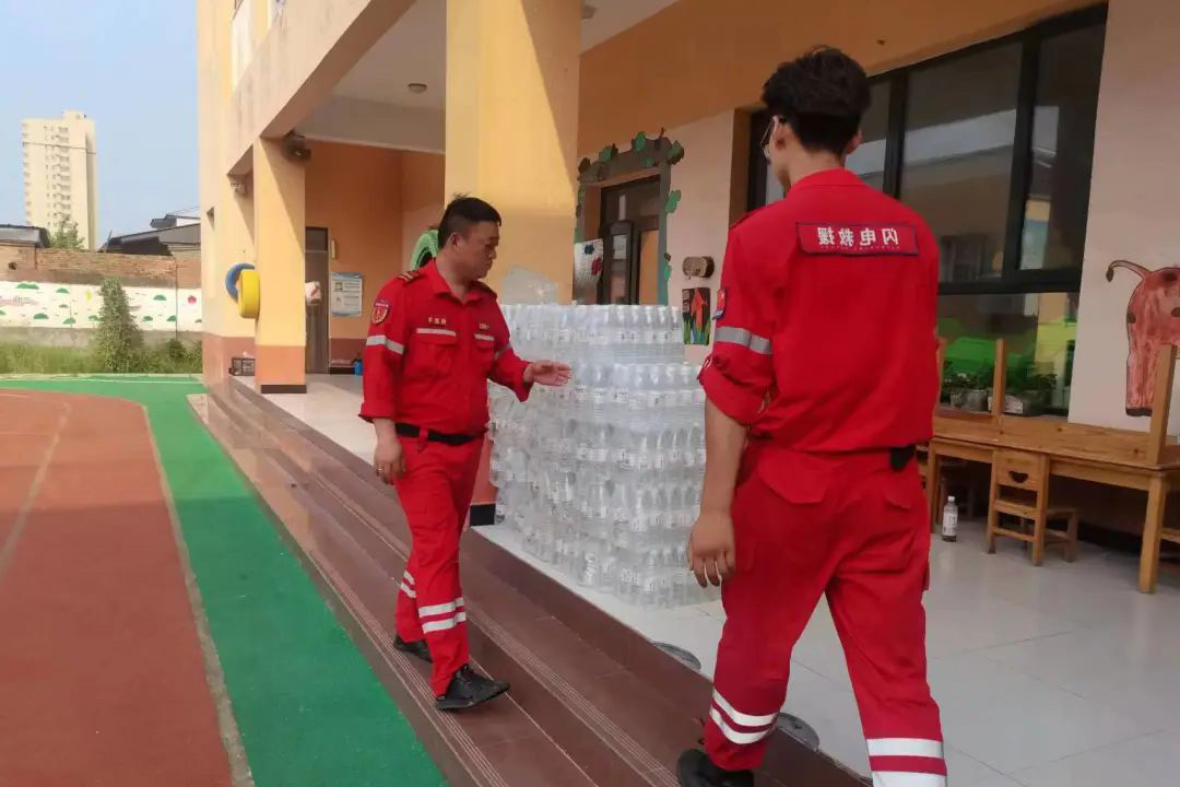 1729735812105733.jpg 00001.jpg