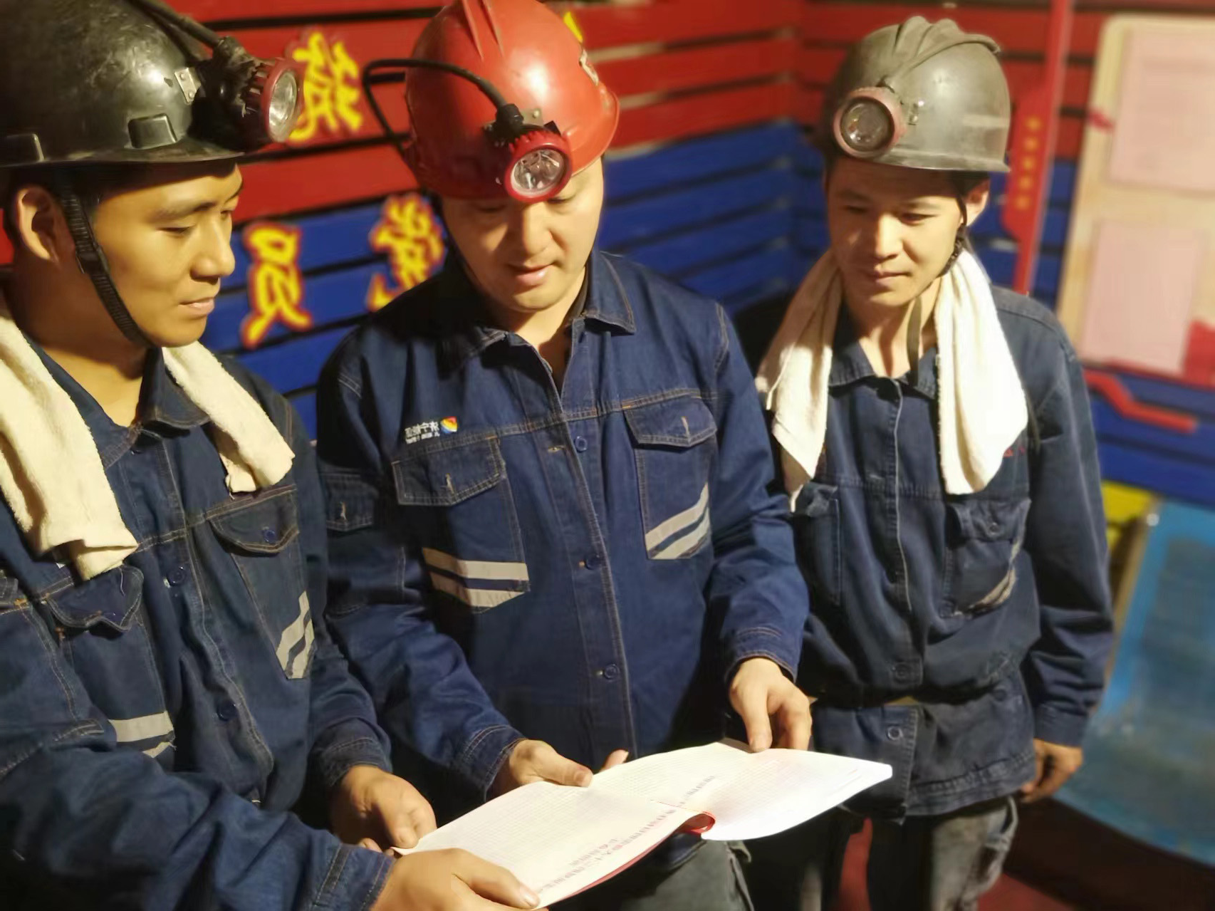 1738829078103452.jpg 0017.jpg