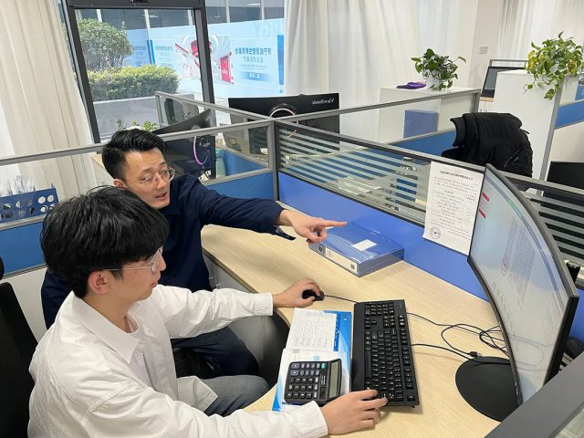 从“校园人”到“职场人”，财务管理公司创新实习模式