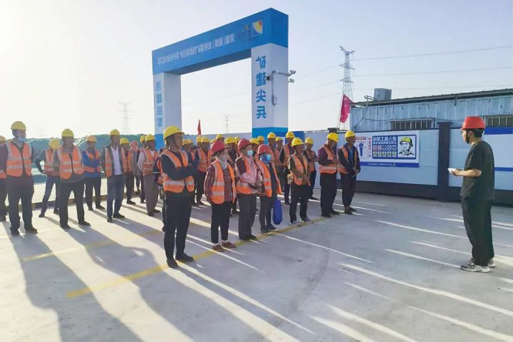 港建公司“五一”假期攻坚保节点，掀起施工热潮