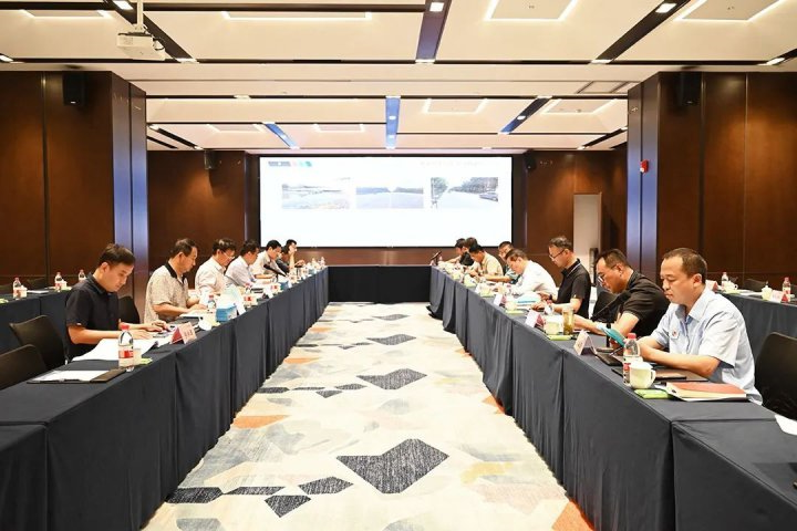 龙拱港铁路专用线配套设施工程通过专家论证