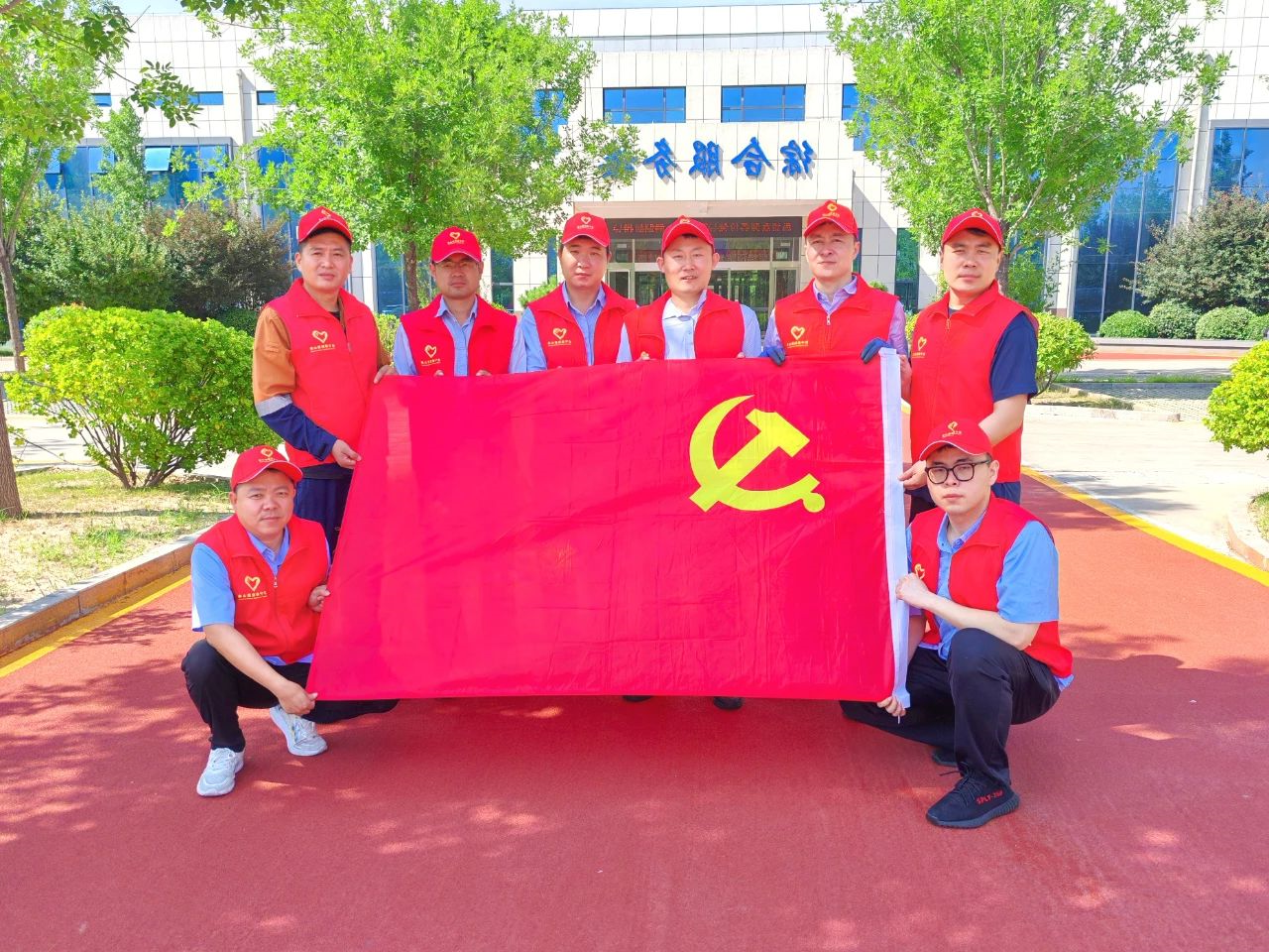 1752040586785631.jpg f8974d81e08a6e1fbafac09f12694096.jpg